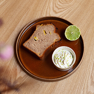 Part de banana bread, pâtisserie vegan et sans gluten à Lyon